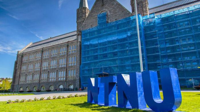 Hovudbygningen til NTNU på Gløshaugen i Trondheim